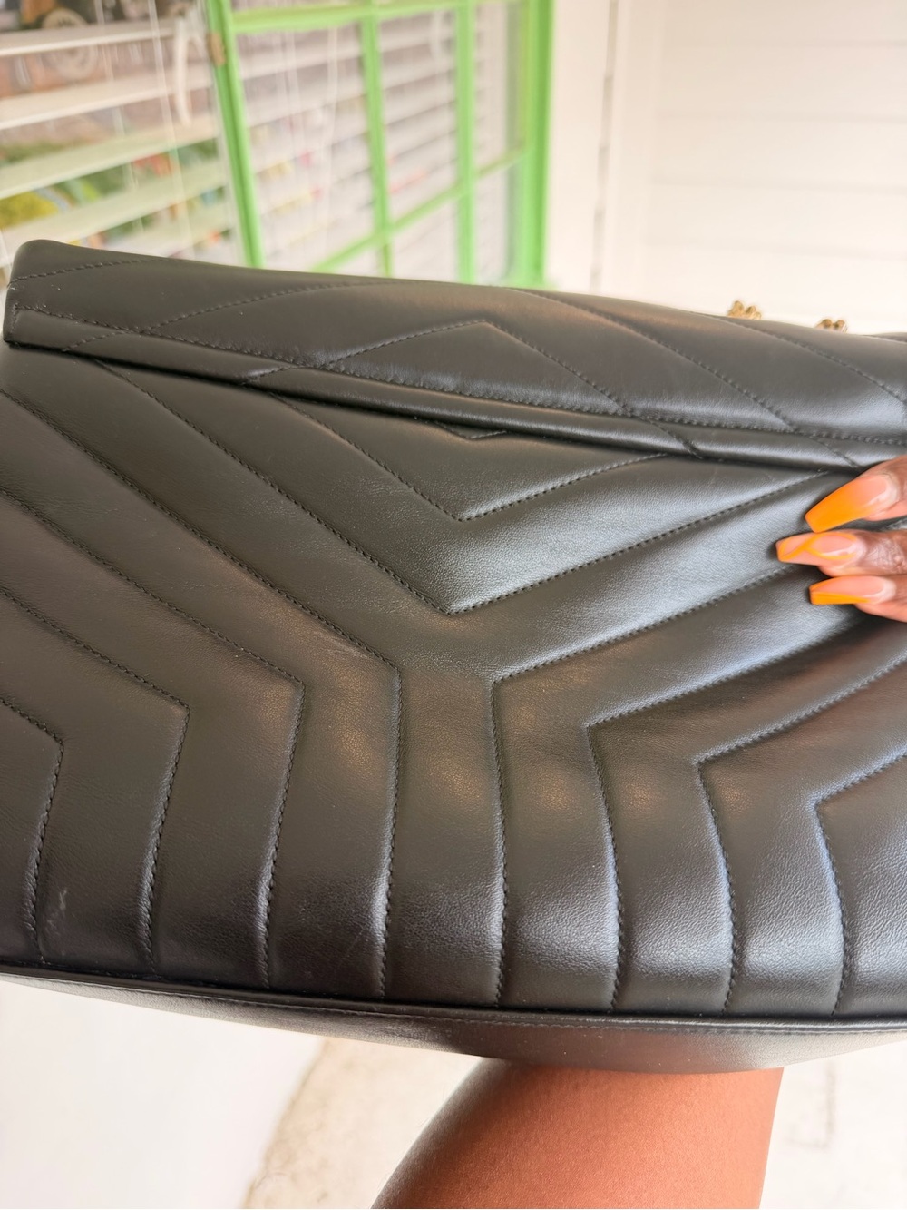 YSL Chevron Quilted LouLou Medium Black - Picture 15 of 16